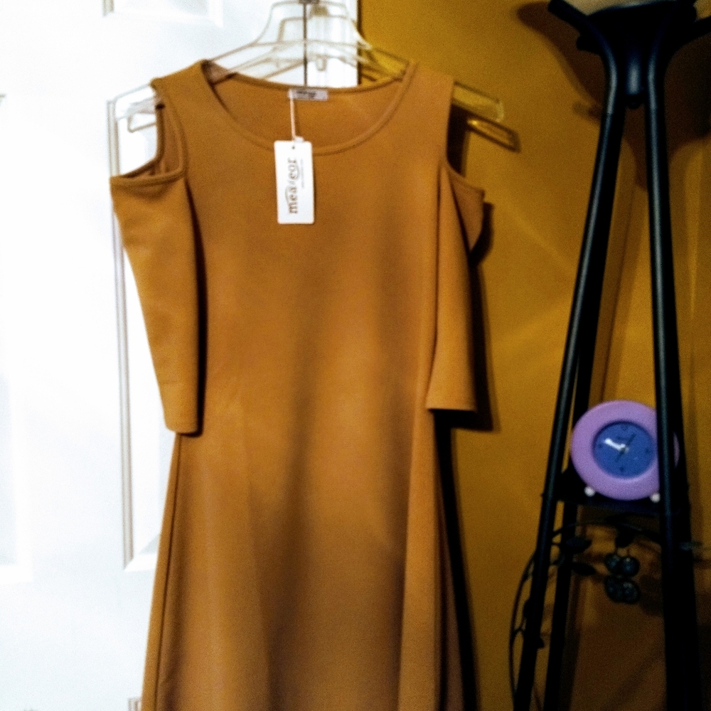 DEEP MUSTARD COLD SHOULDER DRESS